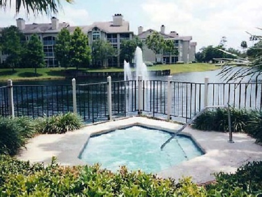 Pool & Spa